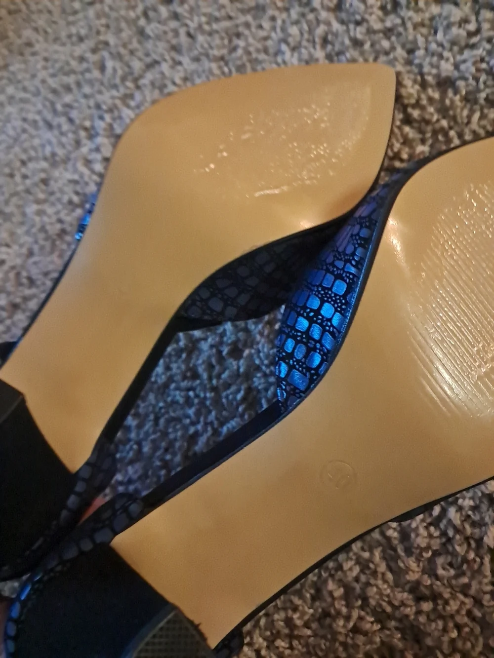 Pointed Toe Ankle-Strap Pumps in Navy Croc-Emboss - Picture 6 of 10